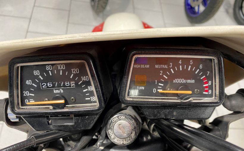 YAMAHA XT600Z TENERE 5