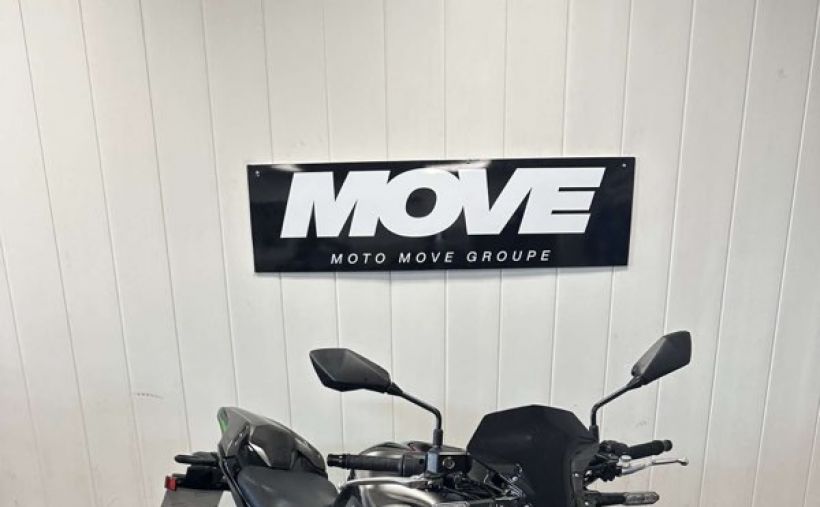 KAWASAKI Z 900 1