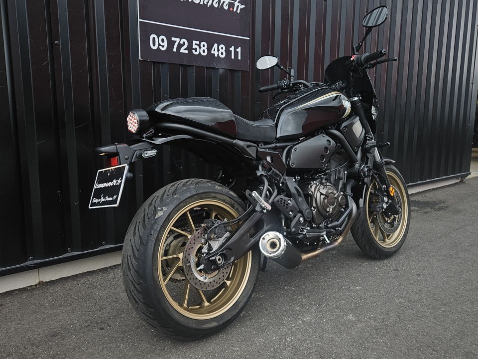 YAMAHA XSR 700 10