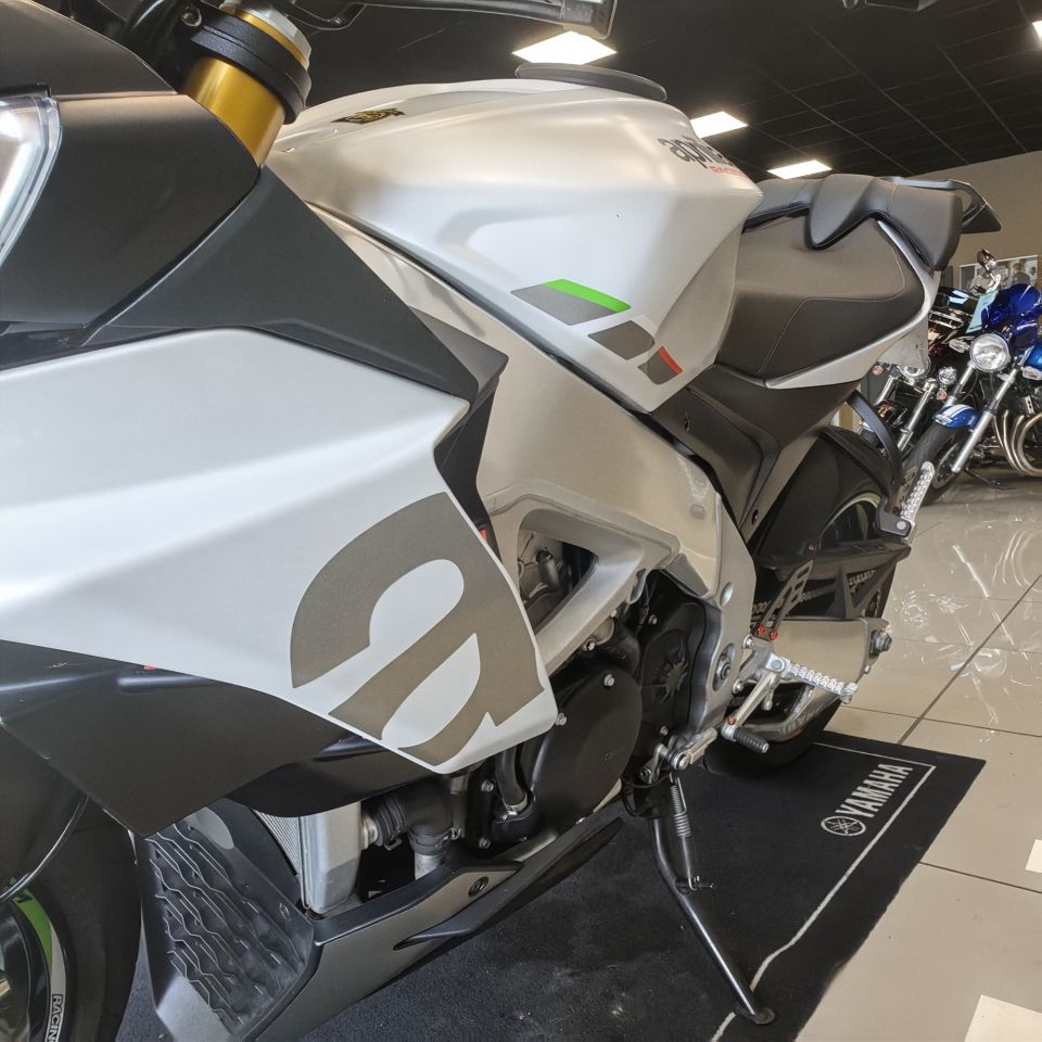 APRILIA TUONO 1100  V4 RR 8