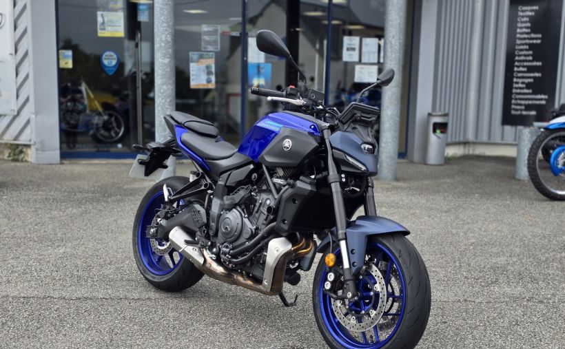 YAMAHA MT-07 Y-AMT 0