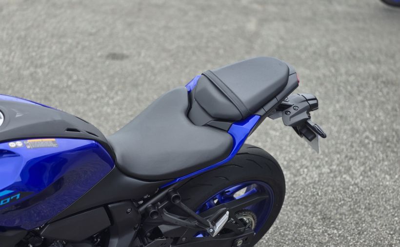 YAMAHA MT-07 Y-AMT 1