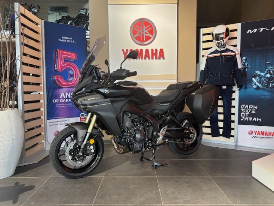 YAMAHA TRACER 9 GT Y-AMT DE DEMONSTRATION 222€/MOIS* GARANTIE 5 ANS +DE 1300€ D'AVANTAGE CLIENT 3