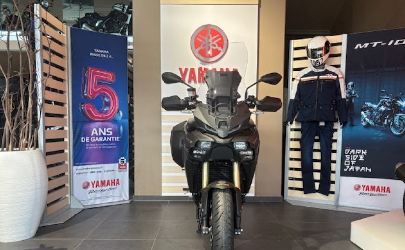 YAMAHA TRACER 9 GT Y-AMT DE DEMONSTRATION 222€/MOIS* GARANTIE 5 ANS +DE 1300€ D'AVANTAGE CLIENT 2