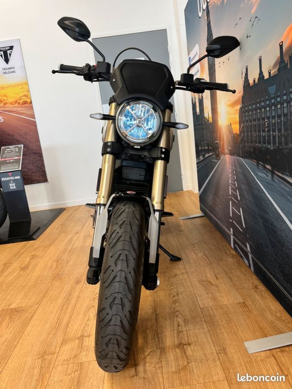 DUCATI SCRAMBLER 4