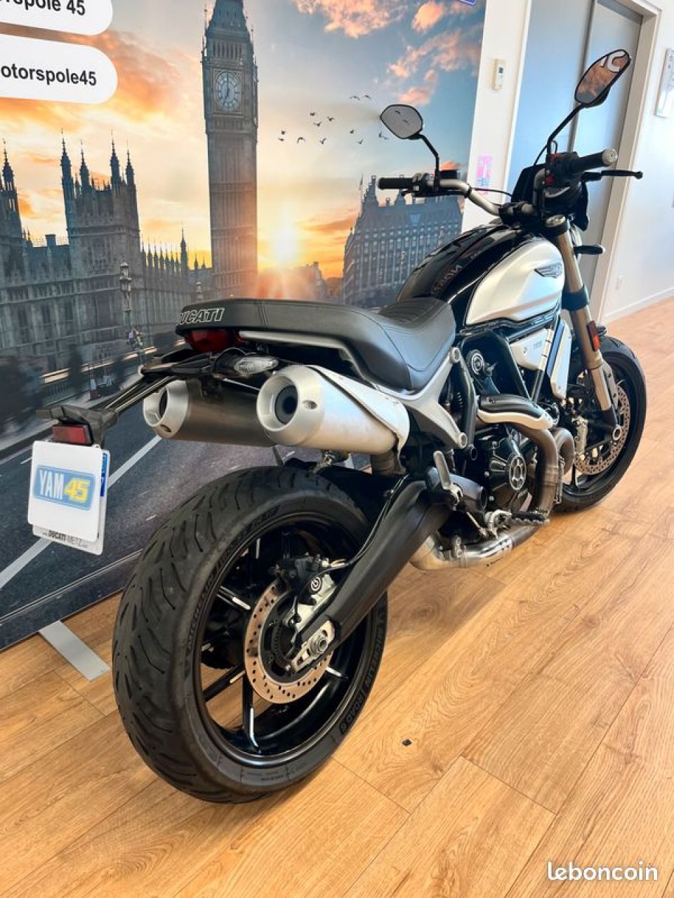 DUCATI SCRAMBLER 6
