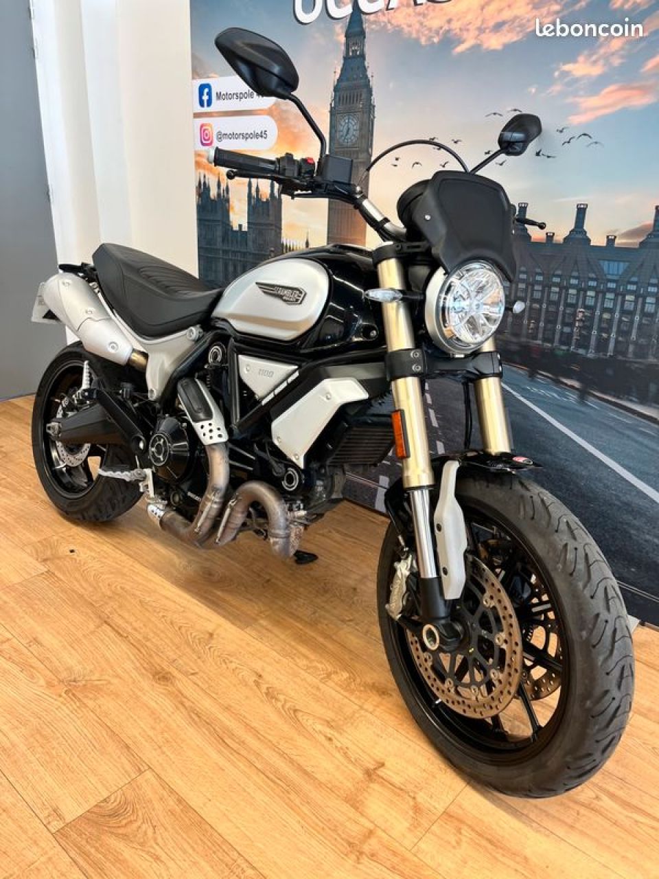 DUCATI SCRAMBLER 8