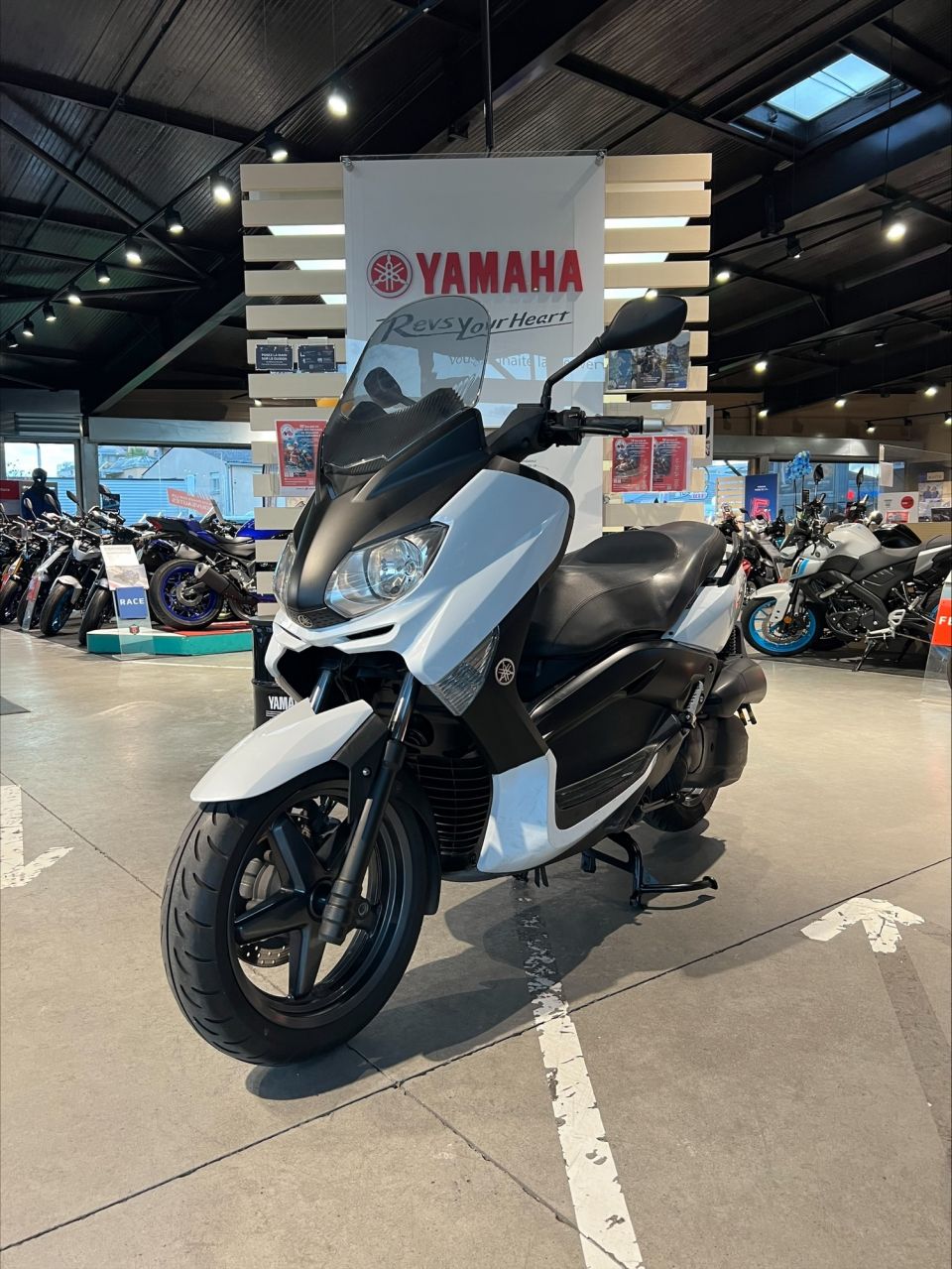 YAMAHA XMAX 125 0