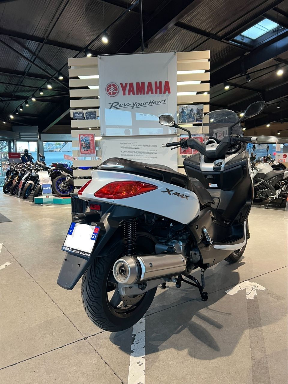 YAMAHA XMAX 125 5