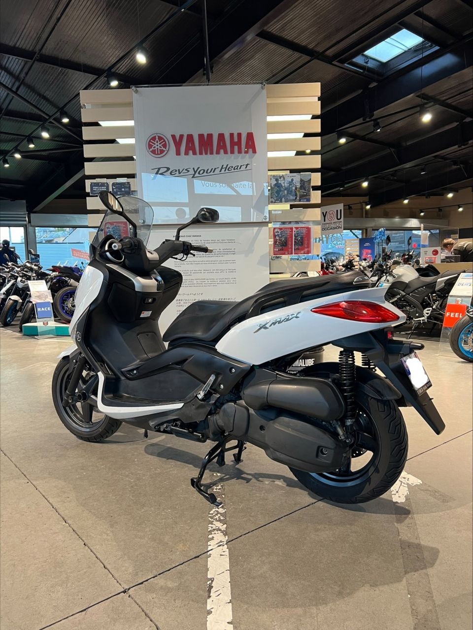 YAMAHA XMAX 125 2