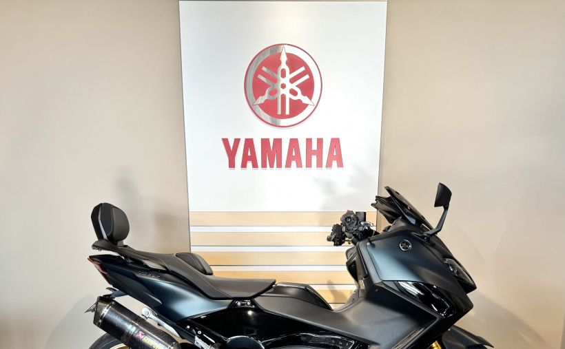YAMAHA XP T-MAX 560 TECH MAX 1