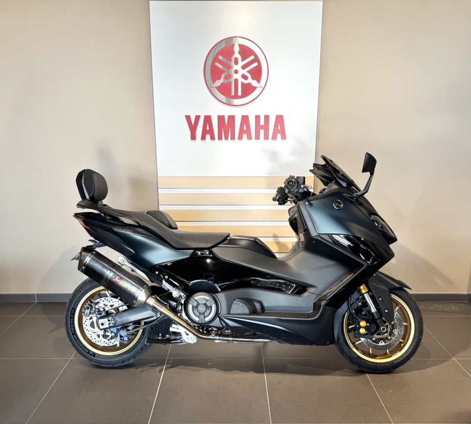 YAMAHA XP T-MAX 560 TECH MAX 1