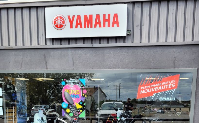 YAMAHA MT-07 Y-AMT 2