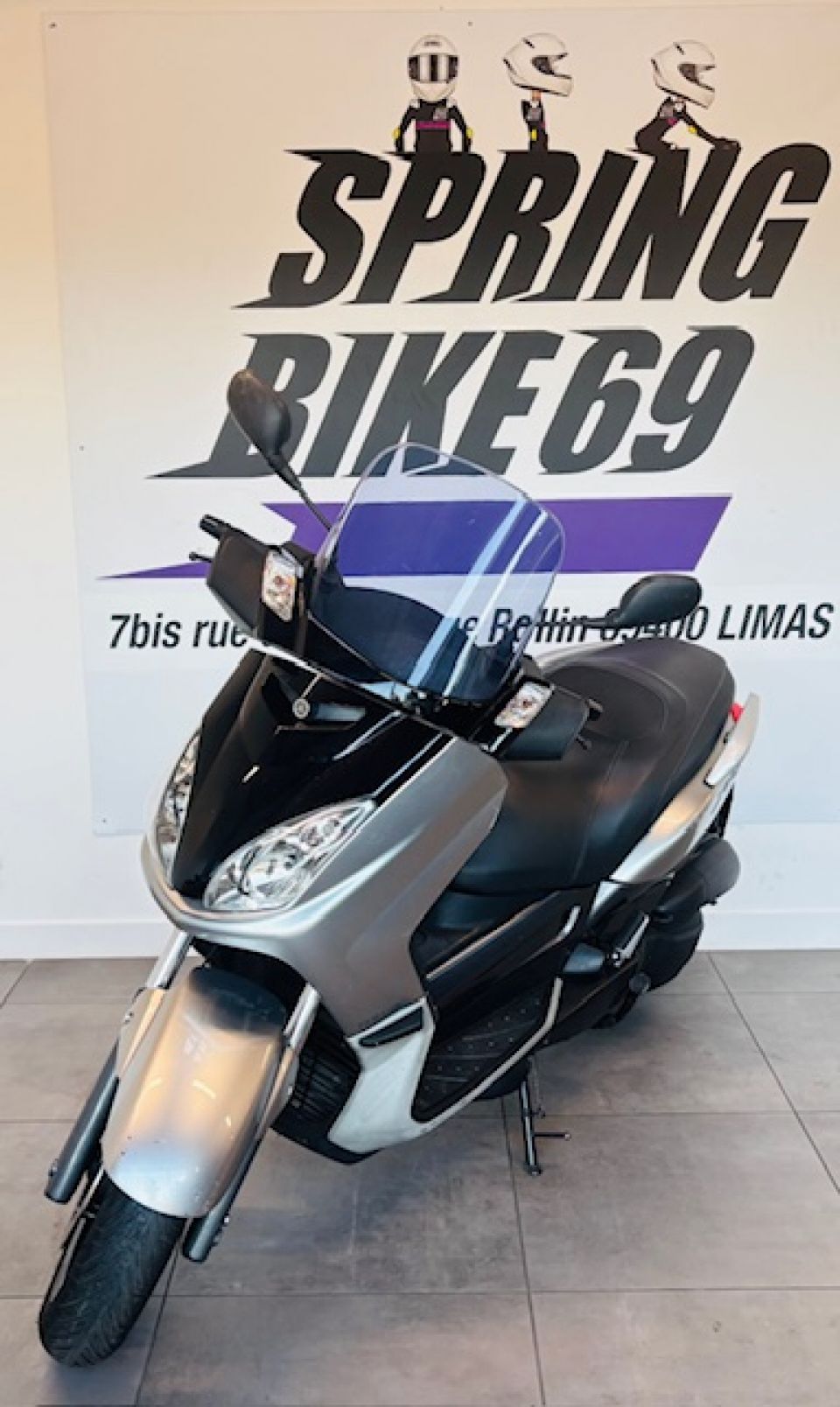 YAMAHA XMAX 125 2