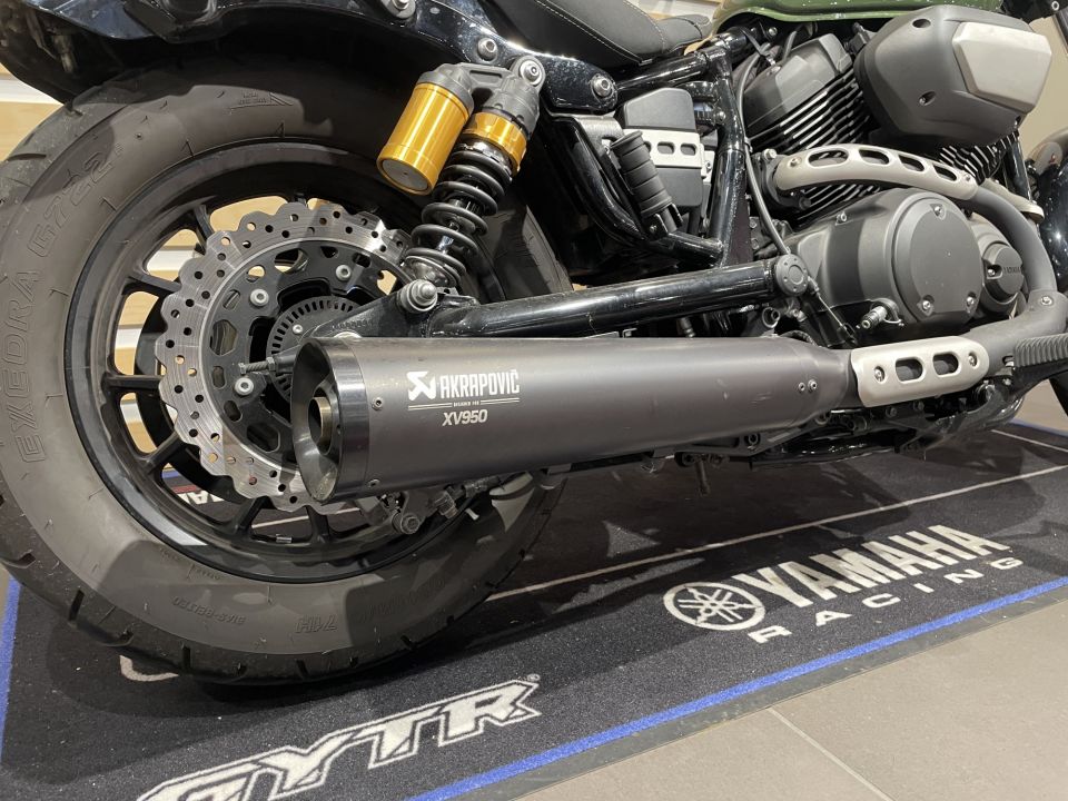 YAMAHA XV 950 BOLT R 3