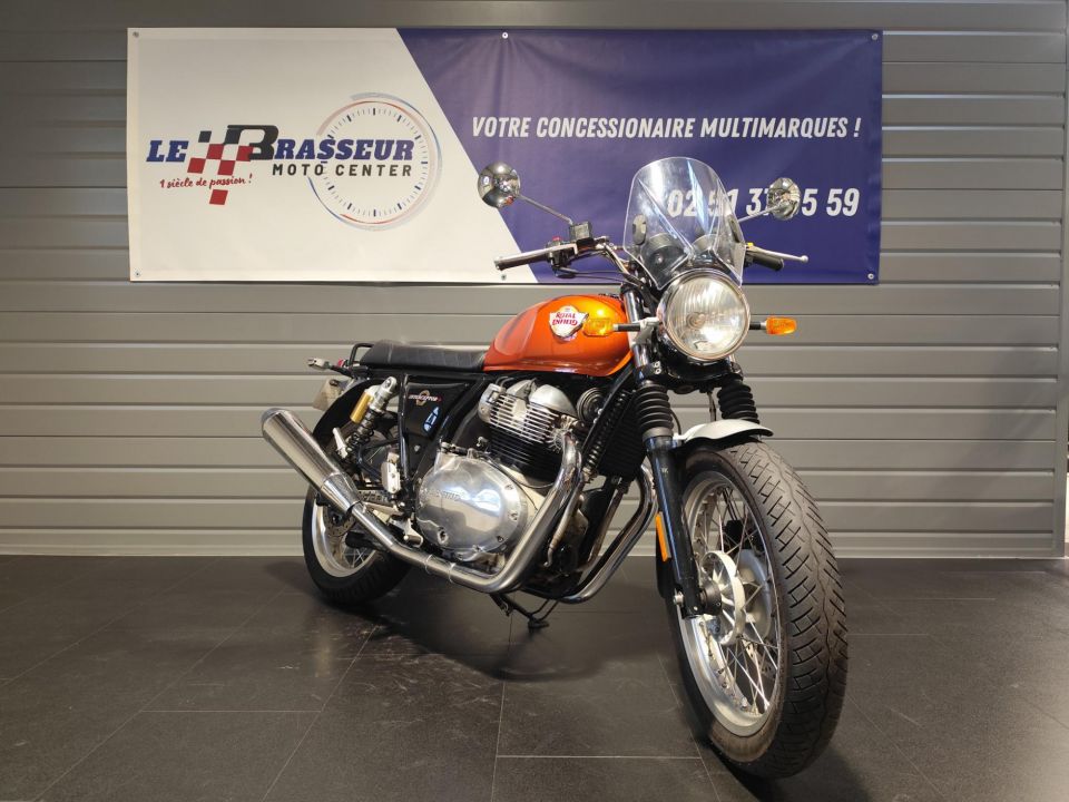 ROYAL ENFIELD INTERCEPTOR 18