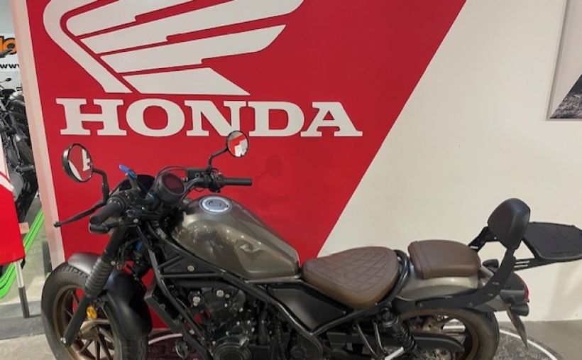 HONDA CMX 500 REBEL 1