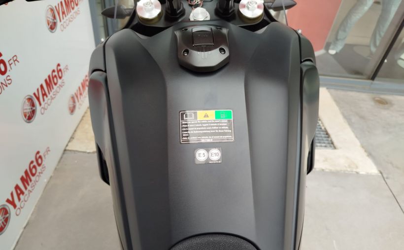 YAMAHA XTZ TENERE 700 9