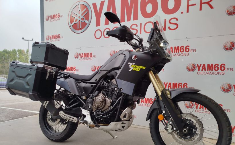 YAMAHA XTZ TENERE 700 1