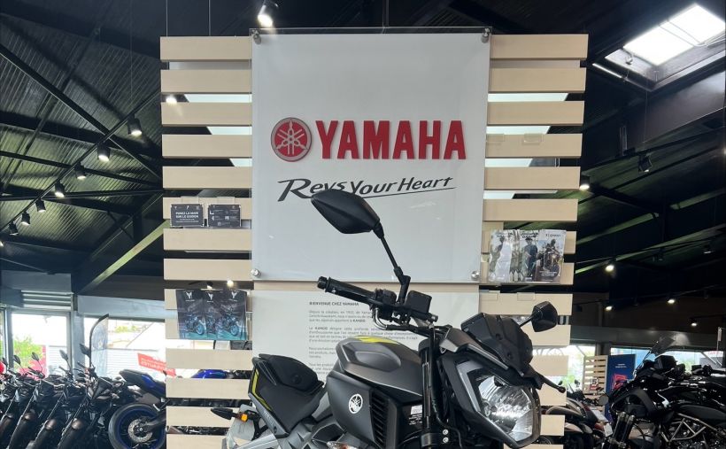 YAMAHA MT-125 ABS 3