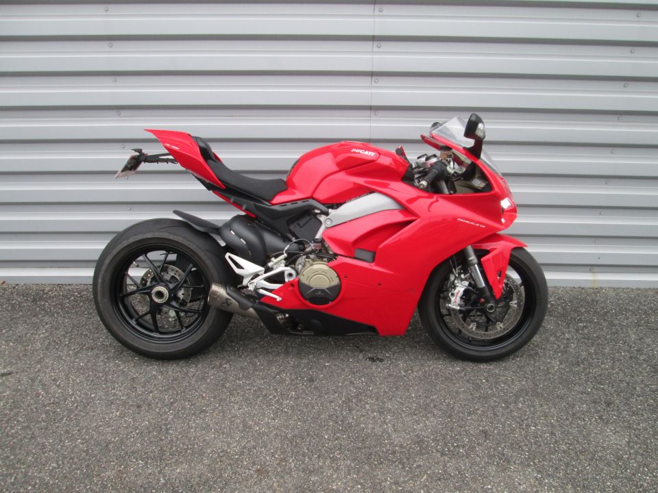 DUCATI PANIGALE 1103 V4 8