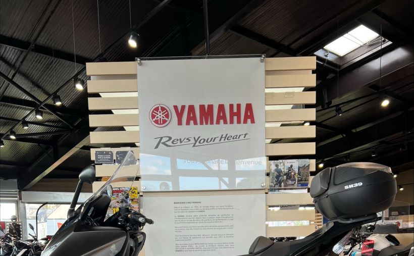 YAMAHA XP T-MAX 500 ABS TECH MAX 2