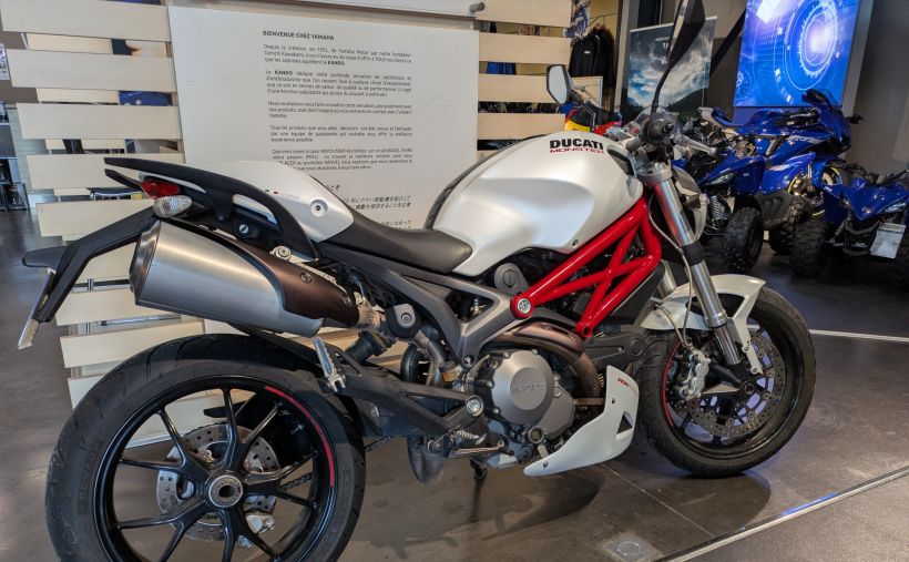 DUCATI 796 MONSTER 2