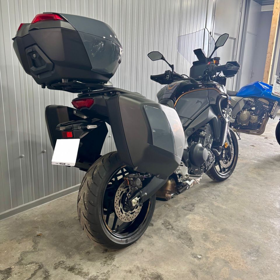 YAMAHA TRACER 9 GT+ 6
