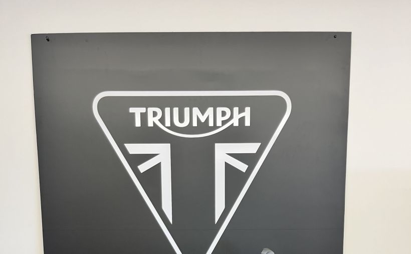 TRIUMPH TRIDENT 660 0
