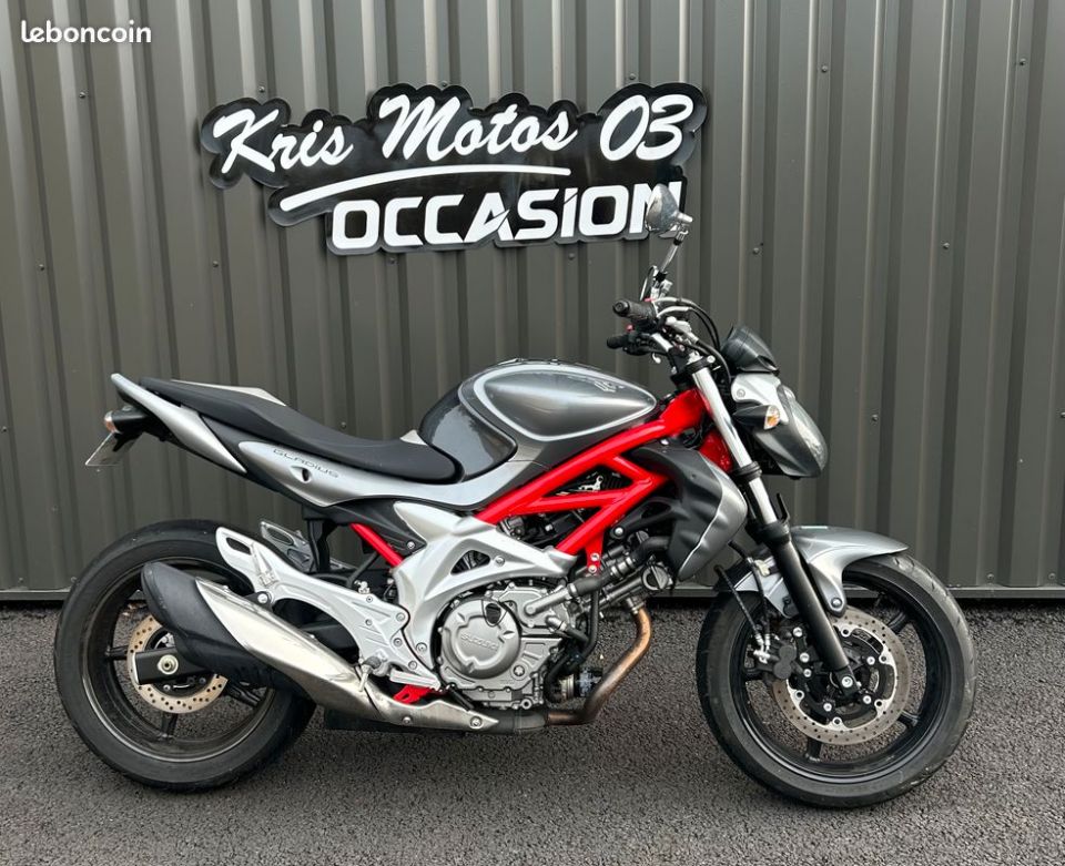 SUZUKI GLADIUS 650 ABS 0