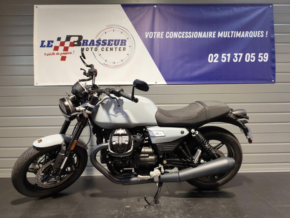 MOTO GUZZI V7 SPORT 6