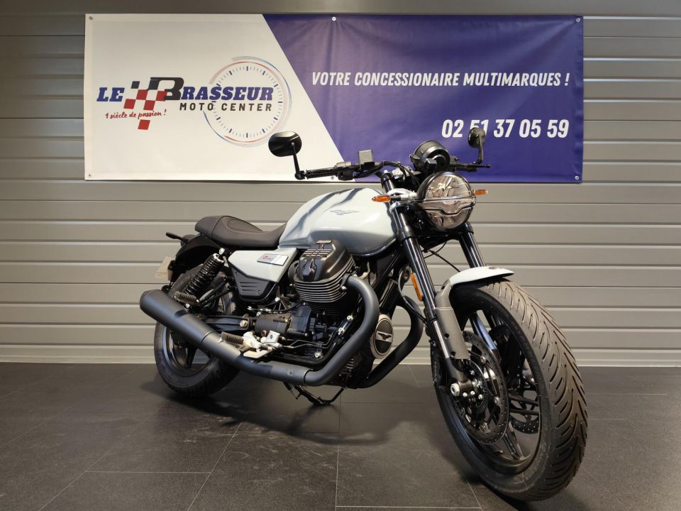 MOTO GUZZI V7 SPORT 18
