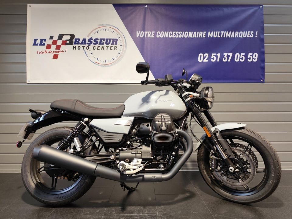 MOTO GUZZI V7 SPORT 0