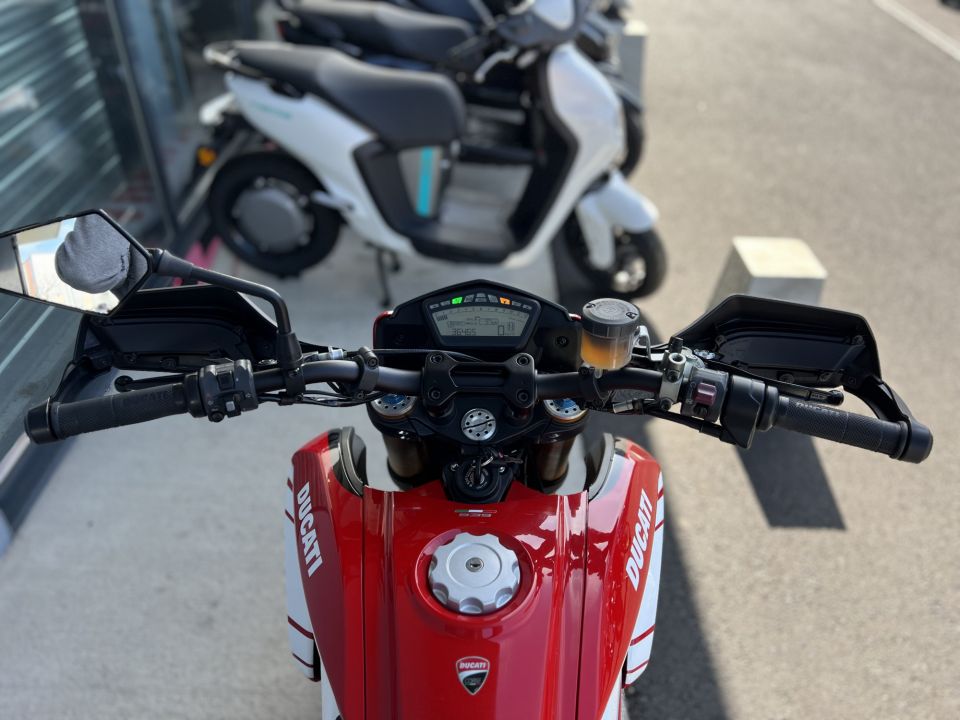 DUCATI HYPERMOTARD SP 6
