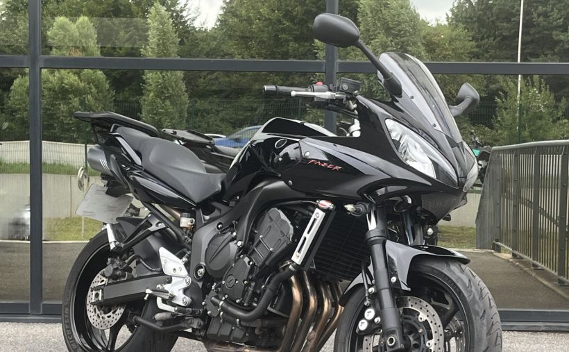 YAMAHA FZ6 (98CV) 0