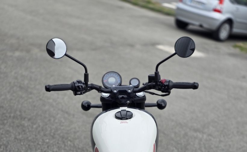 ROYAL ENFIELD SHOTGUN 650 3