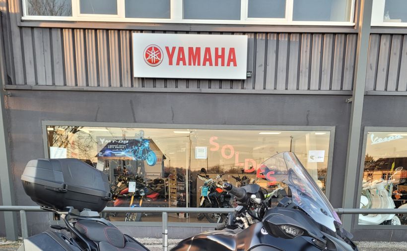 YAMAHA NIKEN 850 GT 3