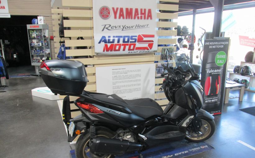 YAMAHA 300 TECHMAX 2