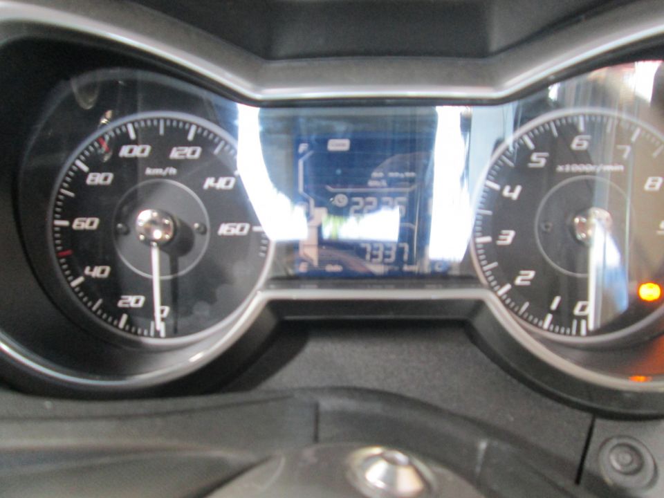 YAMAHA 300 TECHMAX 4