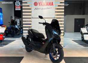 YAMAHA XMAX 300 - 2025