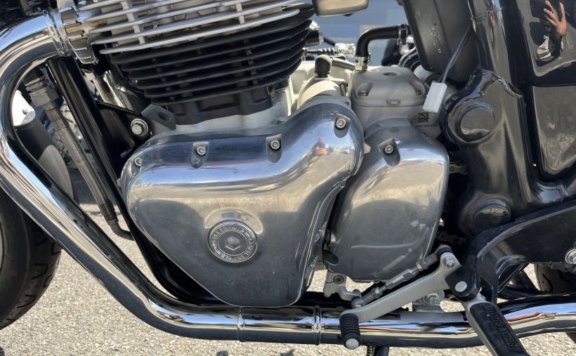 ROYAL ENFIELD INTERCEPTOR 3
