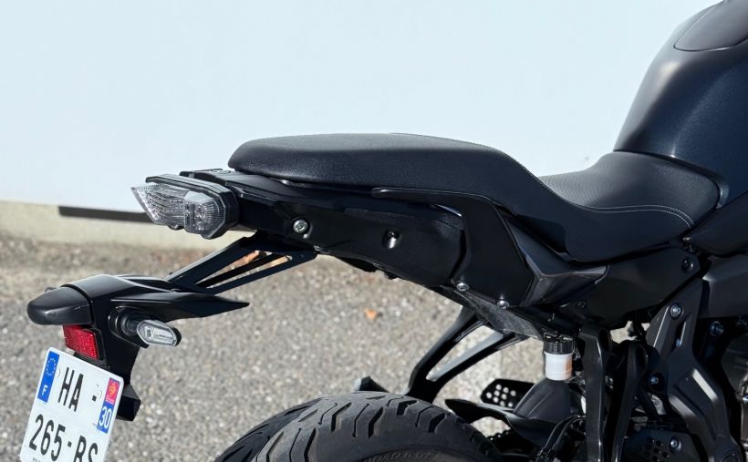 YAMAHA TRACER 7 5