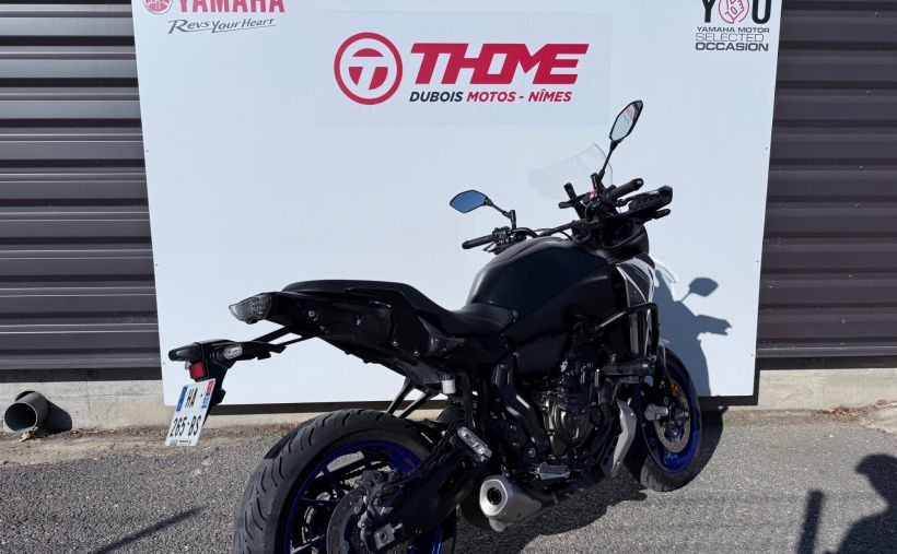 YAMAHA TRACER 7 9