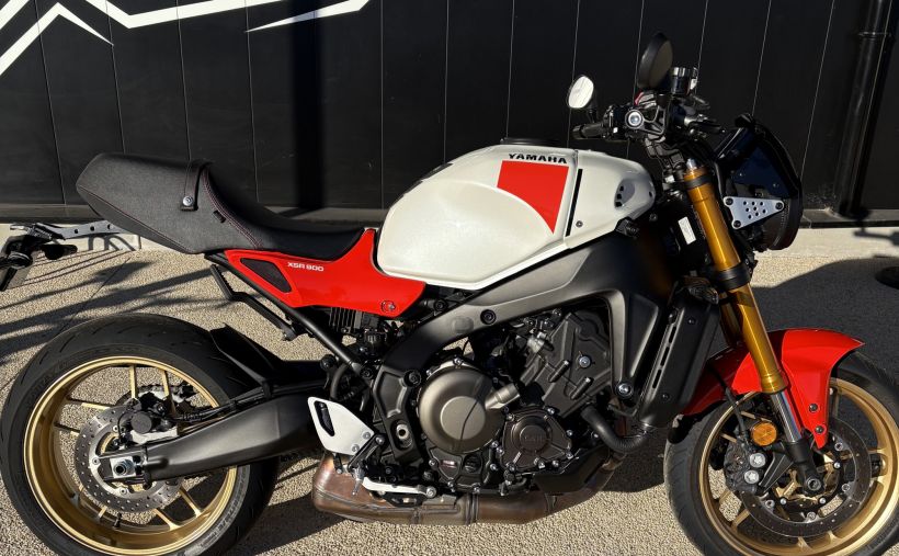 YAMAHA XSR 900 0