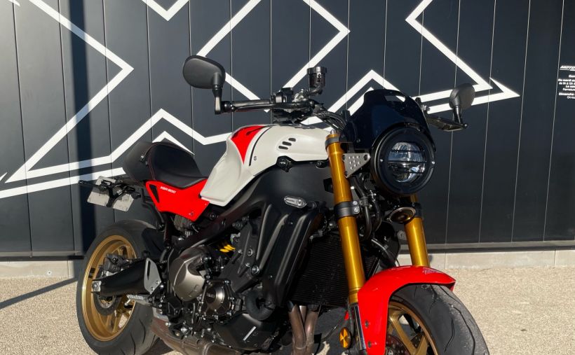YAMAHA XSR 900 1