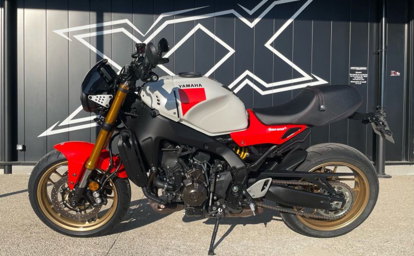 YAMAHA XSR 900 2