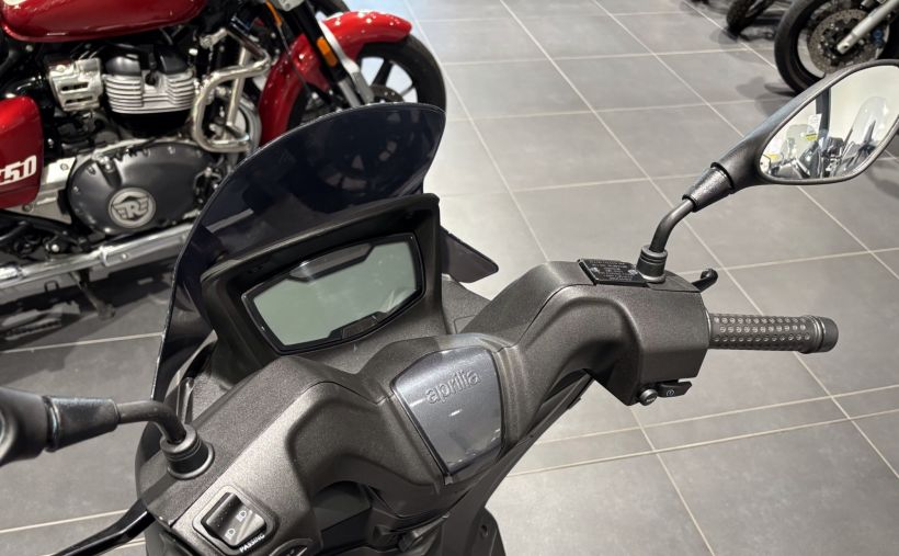 APRILIA SXR 50 10