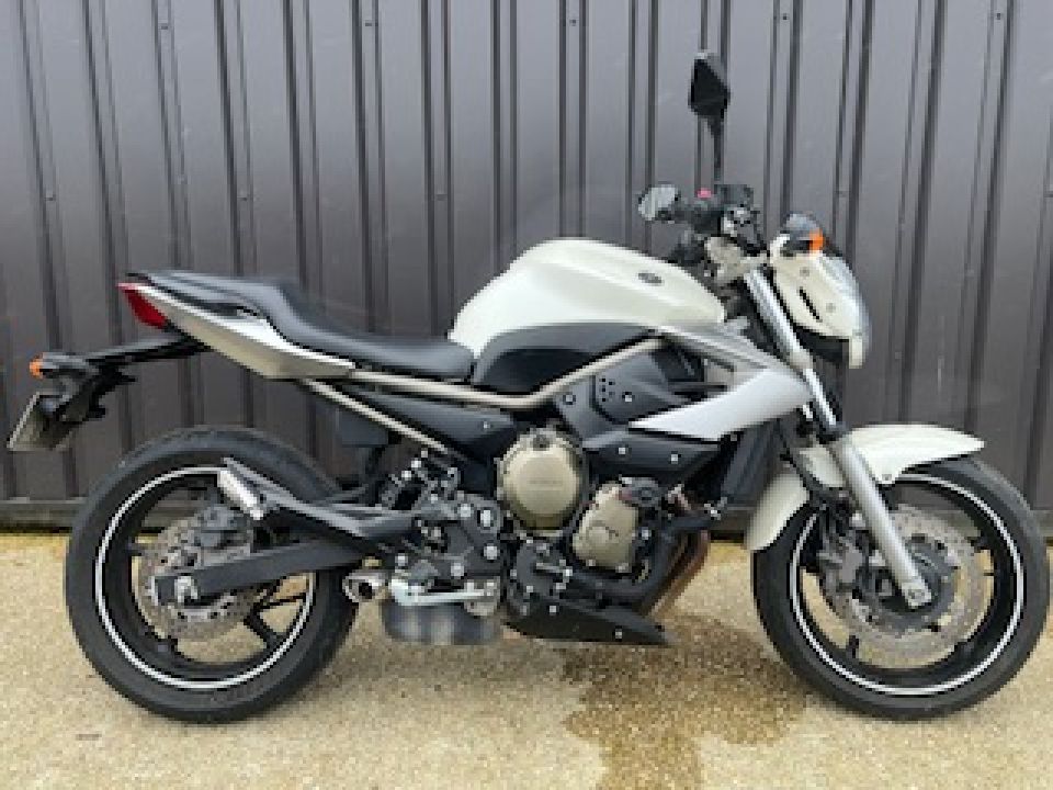YAMAHA XJ6-N 0