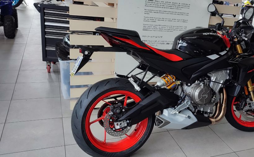 APRILIA TUONO 660 FACTORY 18