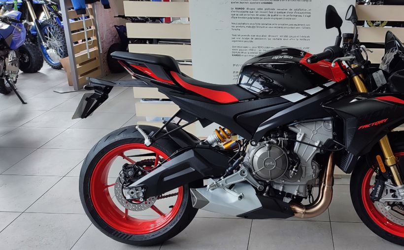APRILIA TUONO 660 FACTORY 0